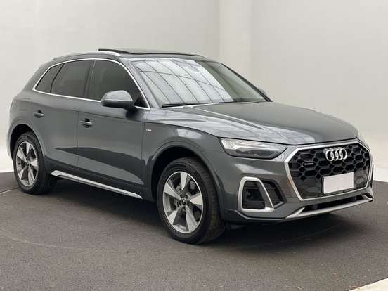 AUDI-Q5-2023