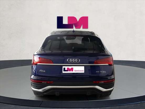 AUDI-Q5-2023