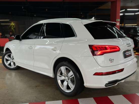 AUDI-Q5-2.0 TFSI GASOLINA S-LINE S TRONIC AUDI-Q5-2019