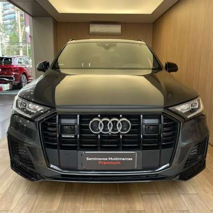 AUDI-Q7-2022