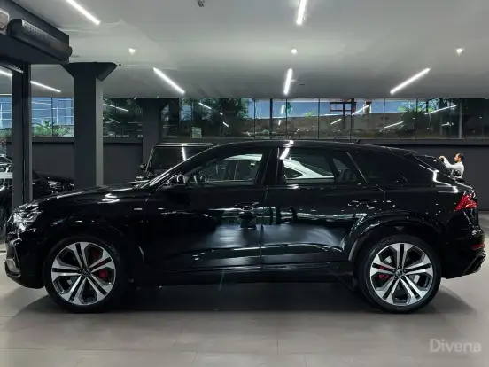 AUDI-Q8-3.0 TFSI GASOLINA PERFORMANCE BLACK QUATTRO TIPTRONIC AUDI-Q8-2023