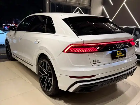 AUDI-Q8-3.0 TFSI GASOLINA PERFORMANCE BLACK QUATTRO TIPTRONIC AUDI-Q8-2021