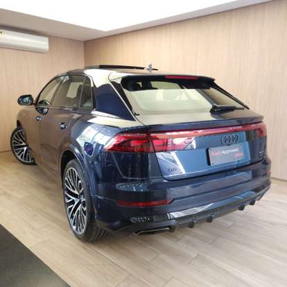 AUDI-Q8-2025