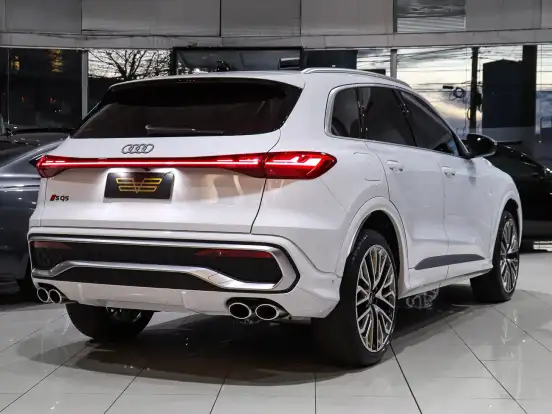 AUDI-SQ5-3.0 V6 TFSI GASOLINA QUATTRO S TRONIC AUDI-SQ5-2025