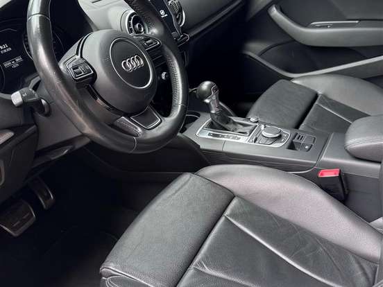 AUDI-A3-1.8 TFSI SEDAN 16V 180CV GASOLINA 4P AUTOMÁTICO AUDI-A3-2014
