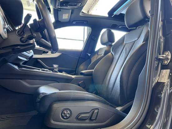 AUDI-A4-2019