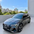 AUDI E-TRON ELÉTRICO PERFORMANCE BLACK QUATTRO AUDI E-TRON ELÉTRICO PERFORMANCE BLACK QUATTRO