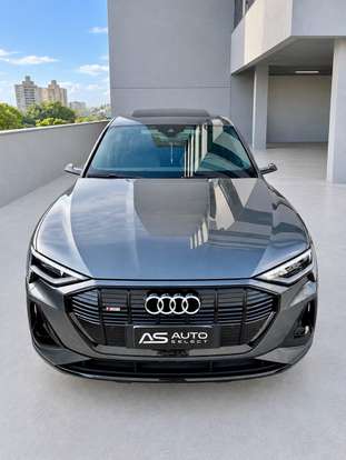 AUDI-E-TRON-2021