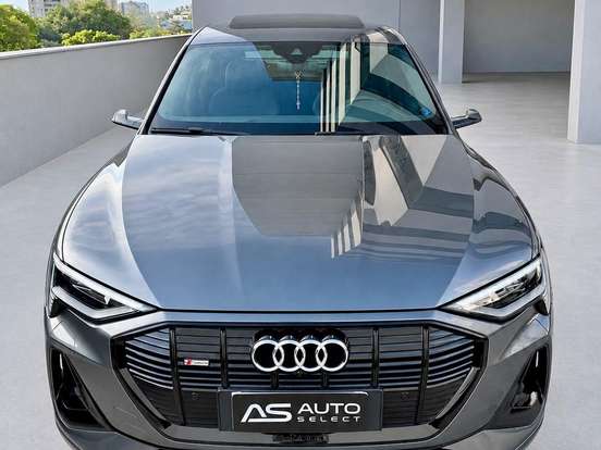 AUDI-E-TRON-ELÉTRICO PERFORMANCE BLACK QUATTRO AUDI-E-TRON-2021