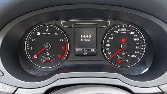 AUDI-Q3-2018