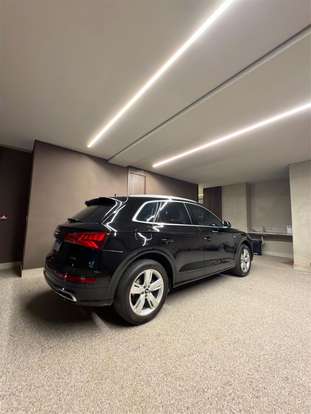 AUDI-Q5-2020
