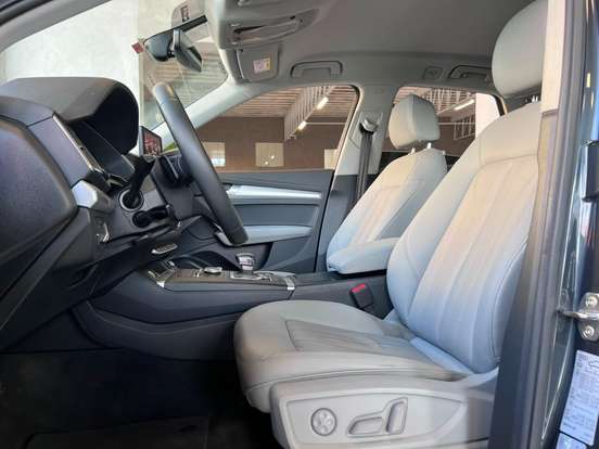 AUDI-Q5-2019