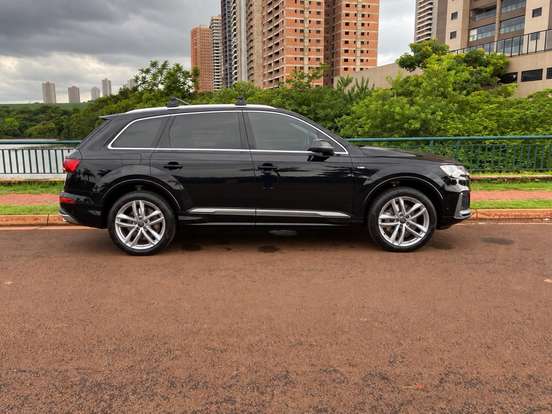 AUDI-Q7-3.0 55 TFSI GASOLINA QUATTRO S-LINE TIPTRONIC AUDI-Q7-2020