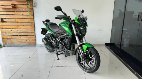 BAJAJ DOMINAR 400 