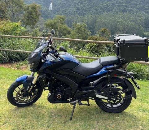 BAJAJ DOMINAR 400 