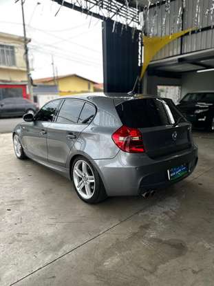 BMW-130i-2009