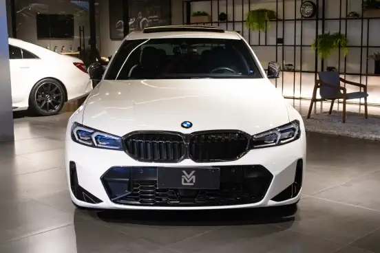 BMW-320i-2024