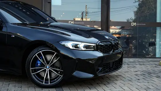 BMW-320i-2024