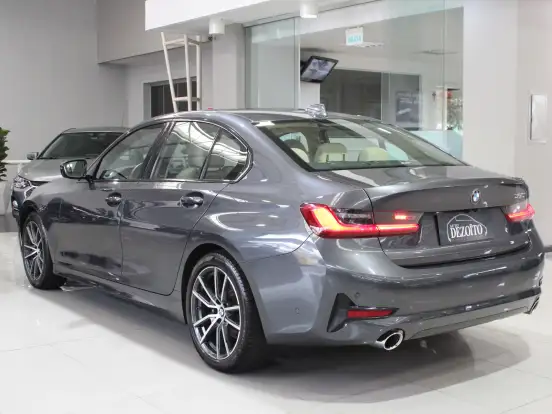 BMW-320i-2.0 16V TURBO GASOLINA SPORT AUTOMÁTICO BMW-320i-2020