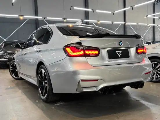 BMW-320i-2016