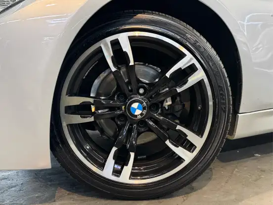 BMW-320i-2.0 M SPORT GP 16V TURBO ACTIVE FLEX 4P AUTOMÁTICO BMW-320i-2016