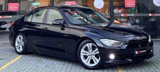 BMW-320i-2015