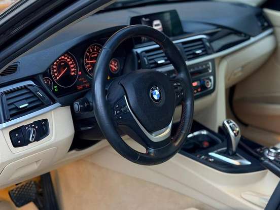 BMW-320i-2.0 16V TURBO ACTIVE FLEX 4P AUTOMÁTICO BMW-320i-2015