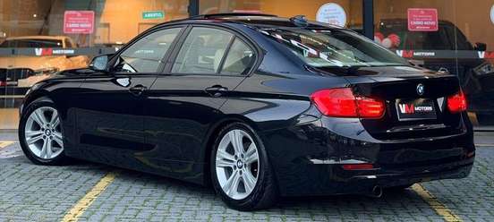 BMW-320i-2015