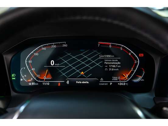 BMW-320i-2021
