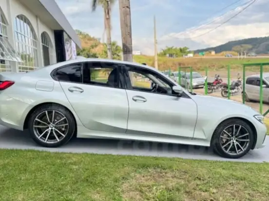 BMW-330i-2.0 16V TURBO GASOLINA SPORT AUTOMÁTICO BMW-330i-2019