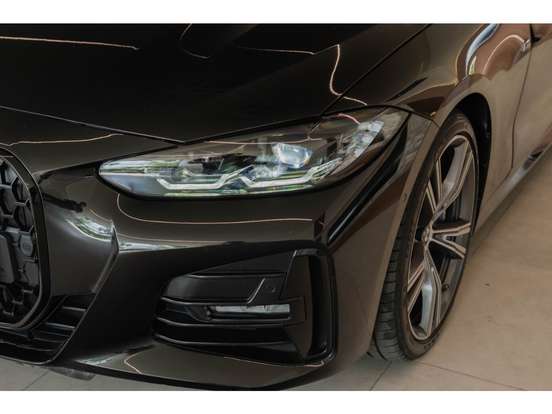 BMW-420i-2023