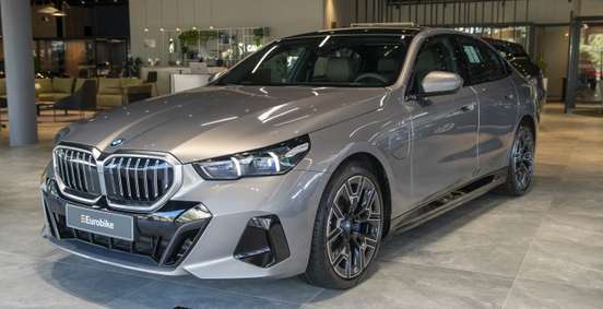 BMW-530e-2026