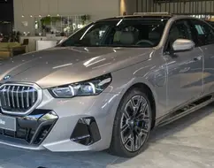 BMW 530e 2.0 TWINPOWER PHEV M SPORT AUTOMÁTICO BMW 530e 2.0 TWINPOWER PHEV M SPORT AUTOMÁTICO