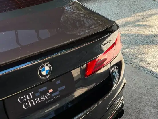 BMW-540i-3.0 24V TURBO GASOLINA M SPORT AUTOMÁTICO BMW-540i-2017