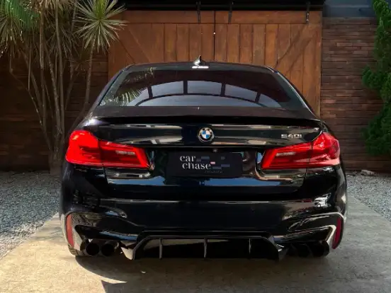 BMW-540i-3.0 24V TURBO GASOLINA M SPORT AUTOMÁTICO BMW-540i-2017