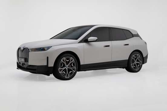 BMW-iX-2023