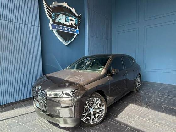 BMW iX ELÉTRICO XDRIVE40