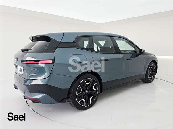 BMW-iX-2023