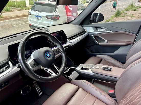 BMW-iX1-ELÉTRICO XDRIVE30 M SPORT BMW-iX1-2023