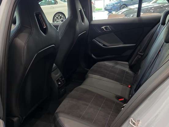 BMW-M 135i-2.0 16V TURBO GASOLINA XDRIVE STEPTRONIC BMW-M 135i-2025