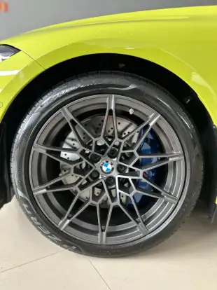 BMW-M3-2022