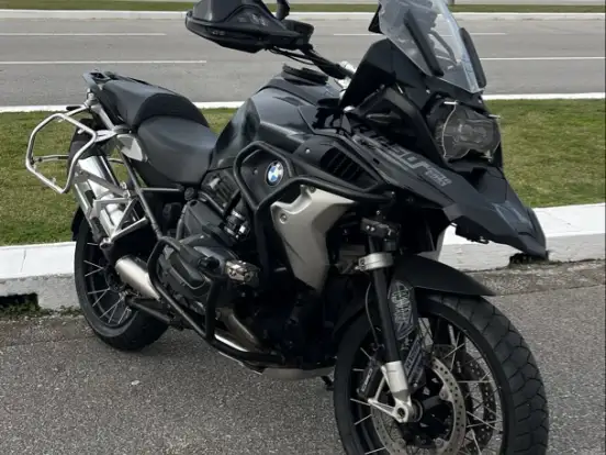 BMW-R 1250 GS PREMIUM TRIPLE BLACK BMW-R 1250 GS PREMIUM TRIPLE BLACK-2022