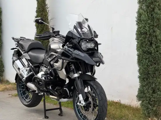 BMW-R 1250 GS PREMIUM TRIPLE BLACK BMW-R 1250 GS PREMIUM TRIPLE BLACK-2021