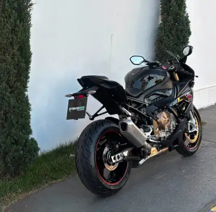 BMW-S 1000 RR-2021