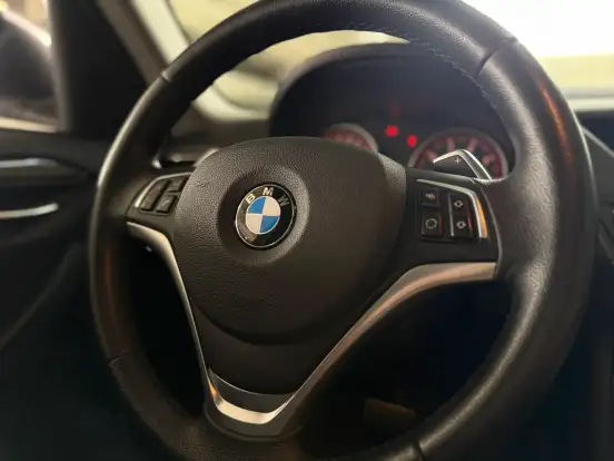 BMW-X1-2013