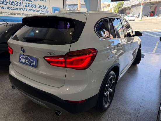 BMW-X1-2016