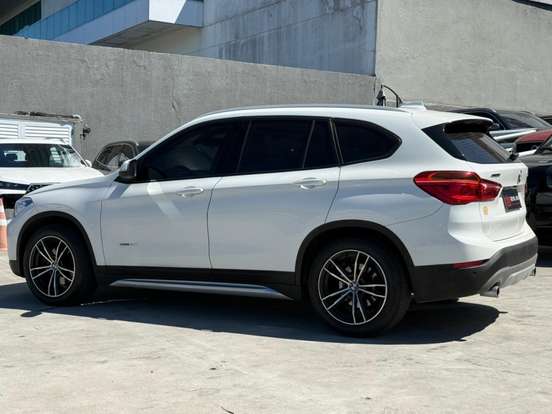 BMW-X1-2.0 16V TURBO ACTIVEFLEX SDRIVE20I 4P AUTOMÁTICO BMW-X1-2018