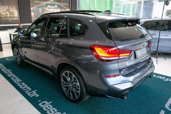 BMW-X1-2022