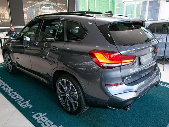 BMW-X1-2.0 16V TURBO ACTIVEFLEX SDRIVE20I M SPORT 4P AUTOMÁTICO BMW-X1-2022
