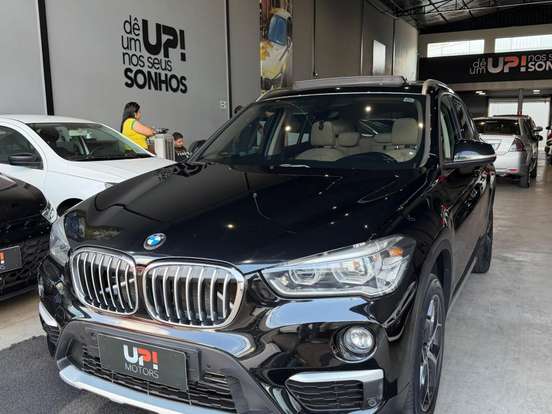 BMW-X1-2.0 16V TURBO ACTIVEFLEX SDRIVE20I X-LINE 4P AUTOMÁTICO BMW-X1-2019